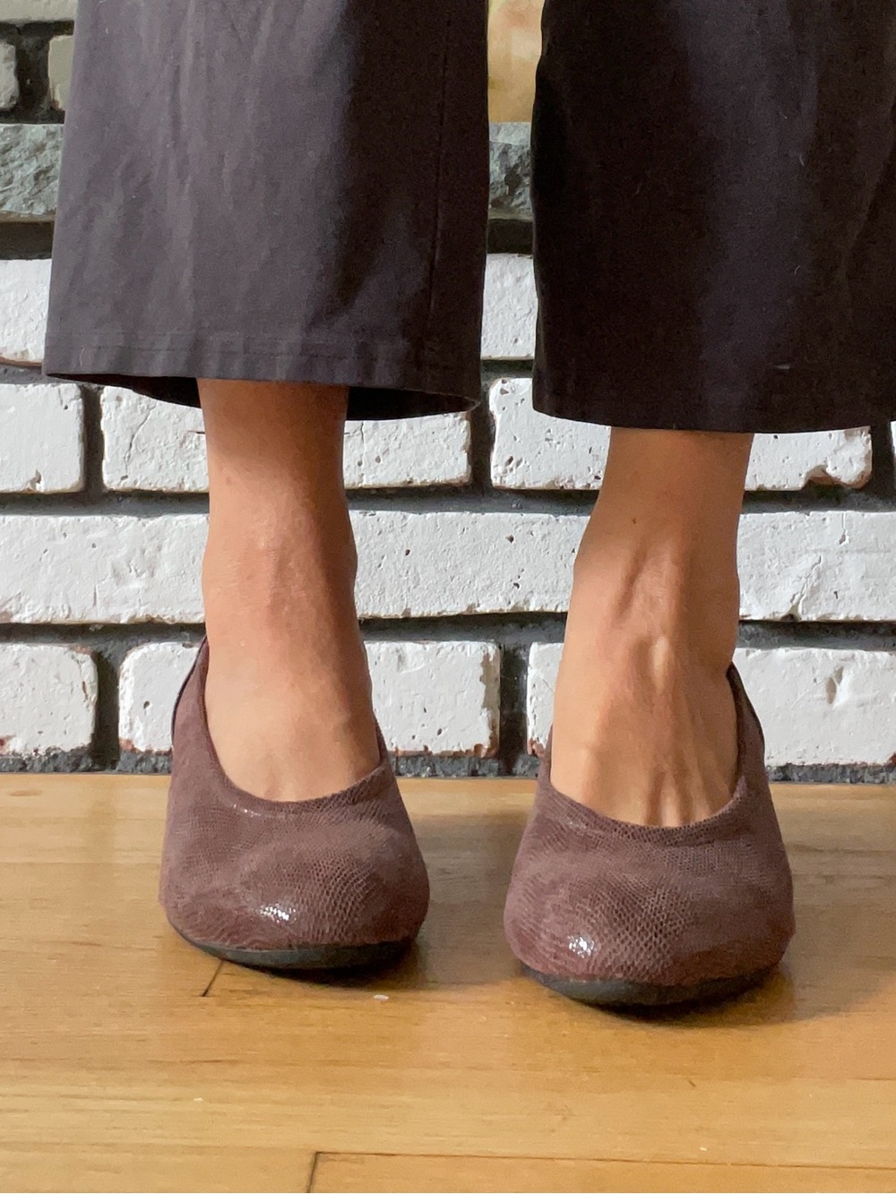 Women's Brown Textured Wedge Flats - Sleek Everyday Style